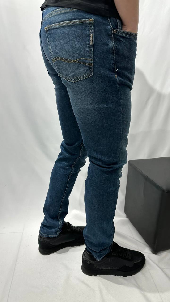 34