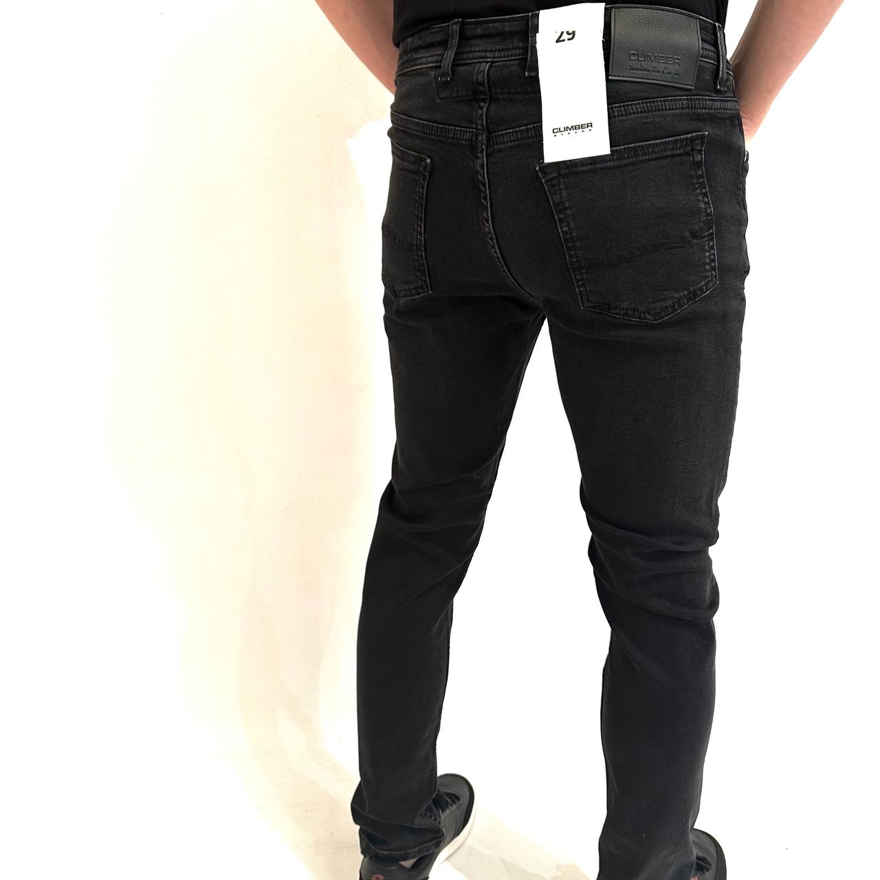 33
