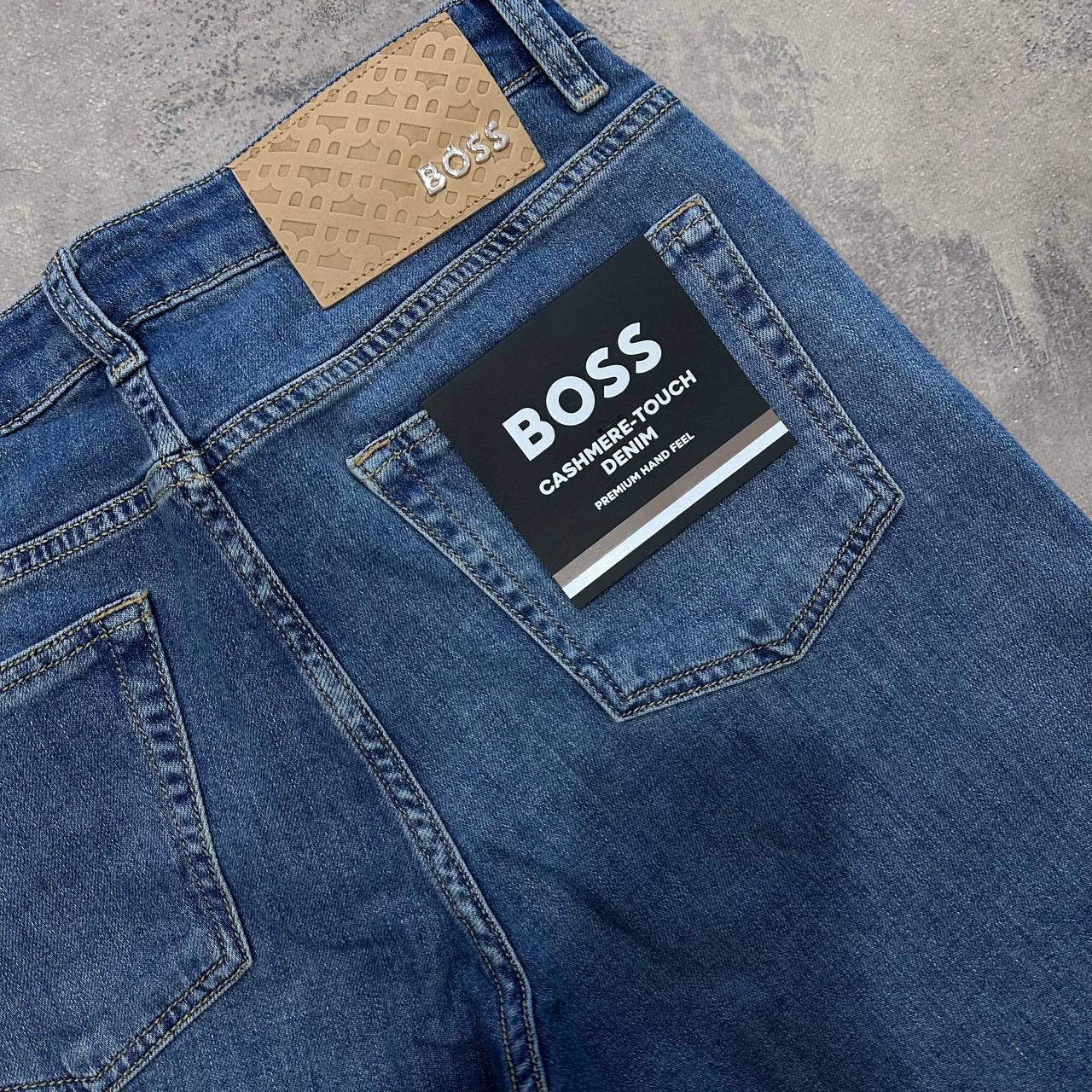 955