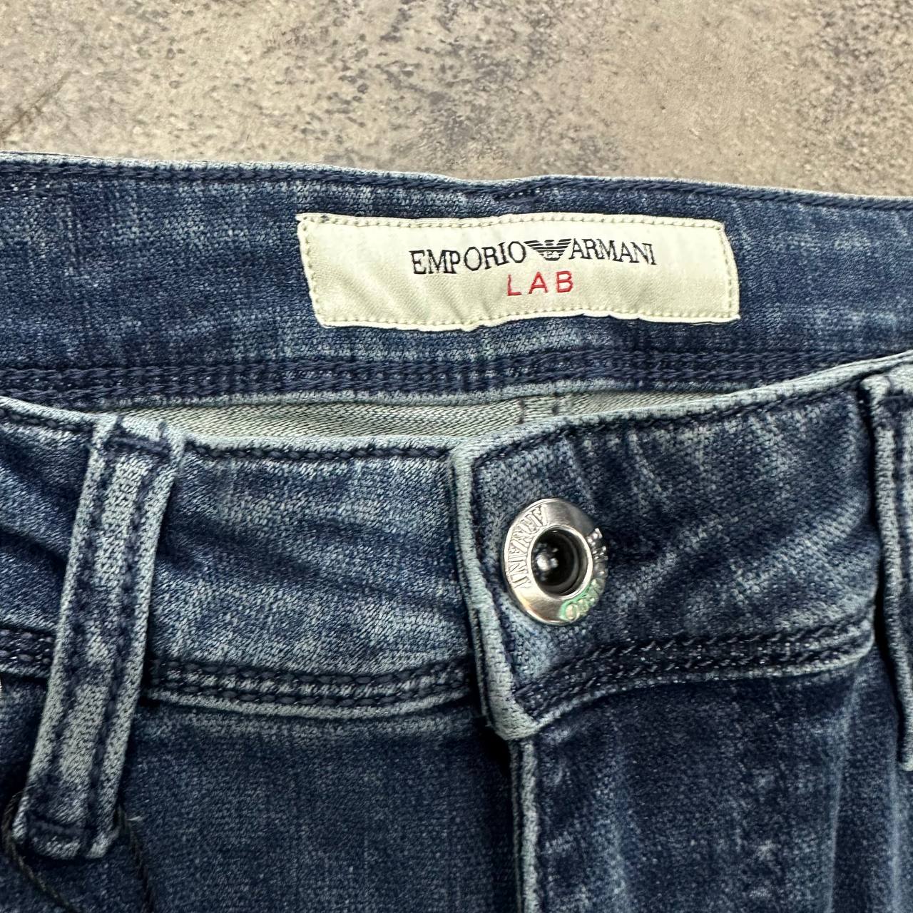959