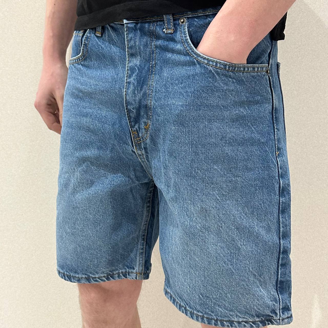 173