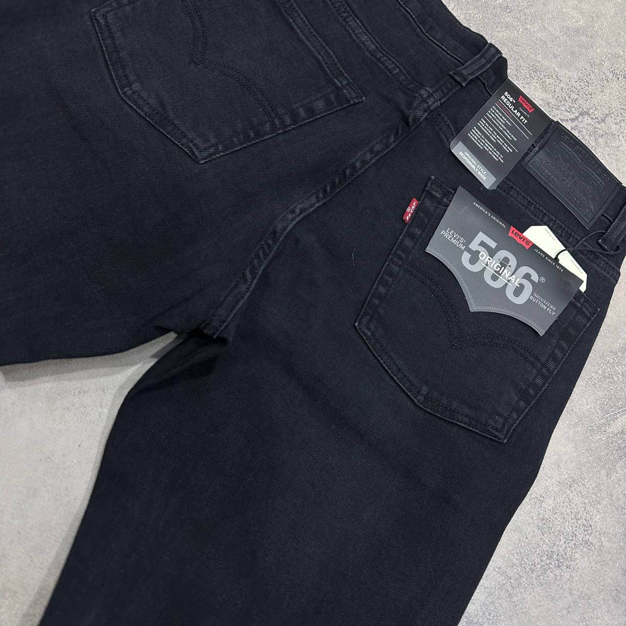 888